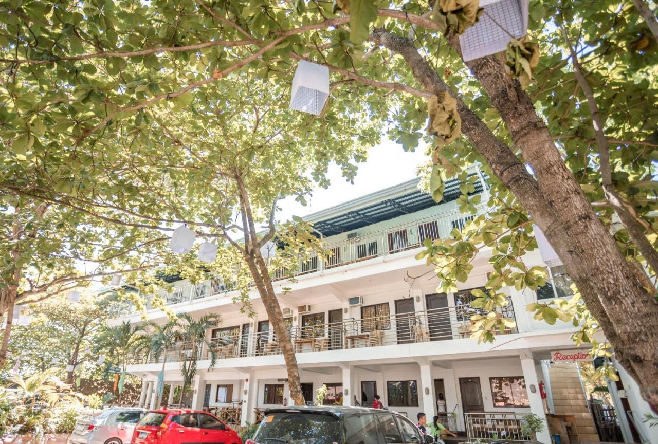 Hk Beach Resort And Restaurant Moalboal Exterior foto