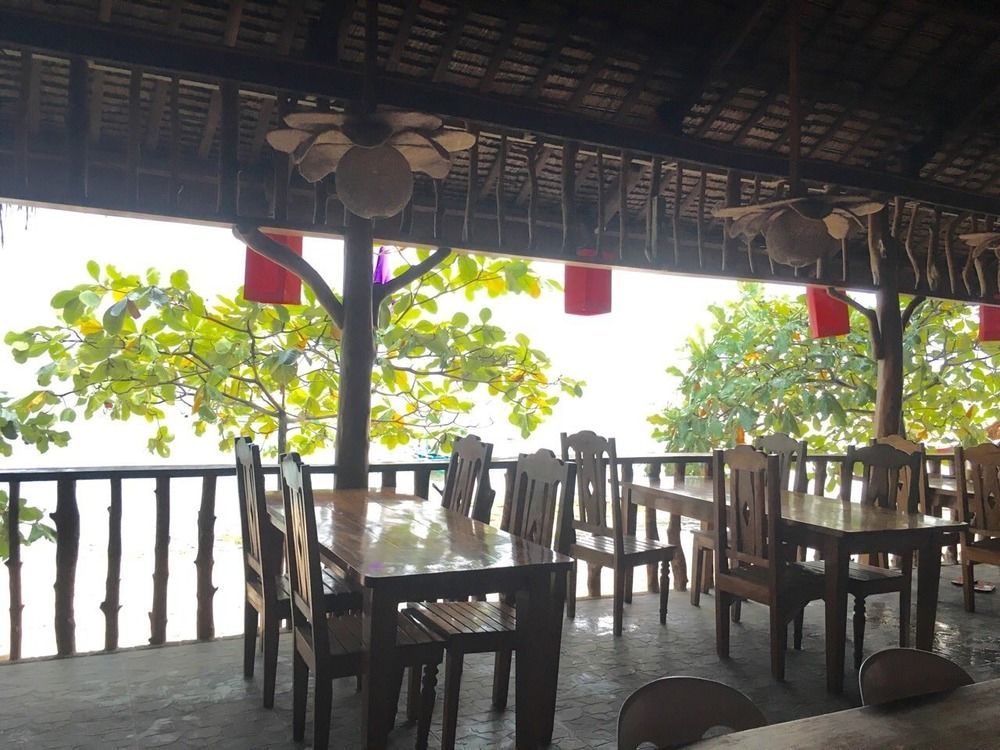 Hk Beach Resort And Restaurant Moalboal Exterior foto
