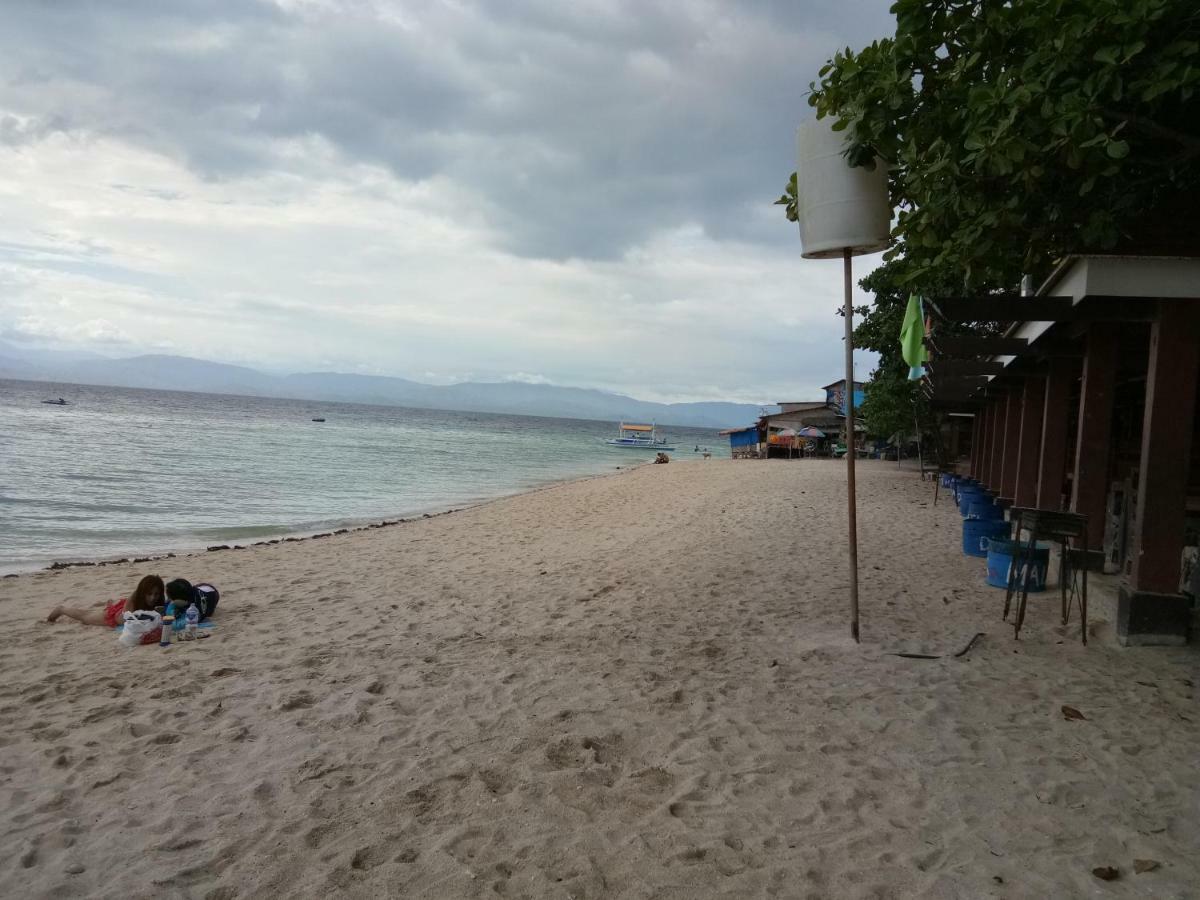 Hk Beach Resort And Restaurant Moalboal Exterior foto